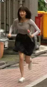 芸能人乳揺れエロGIF画像80枚 巨乳女優や爆乳グラドルのテレビで弾むおっぱい集めてみた045