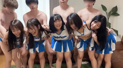 チアガールエロGIF画像60枚 チアコス女の子との着衣パイズリや応援セックス集めてみた006