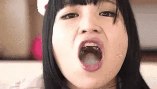ごっくんエロGIF画像41枚 口内射精された精子を美味しそうに飲んでる変態美女集めてみた020