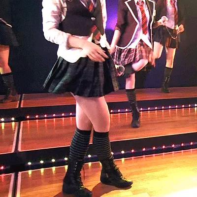 アイドルエロGIF画像50枚 AKBや欅坂など美少女たちのおっぱいやパンチラ集めてみた065