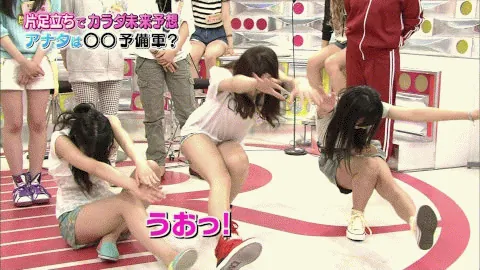 アイドルエロGIF画像50枚 AKBや欅坂など美少女たちのおっぱいやパンチラ集めてみた066