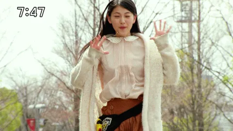 アイドルエロGIF画像50枚 AKBや欅坂など美少女たちのおっぱいやパンチラ集めてみた079