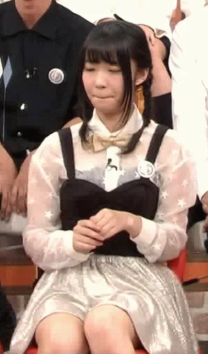 アイドルエロGIF画像50枚 AKBや欅坂など美少女たちのおっぱいやパンチラ集めてみた088