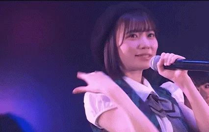 アイドルエロGIF画像50枚 AKBや欅坂など美少女たちのおっぱいやパンチラ集めてみた096