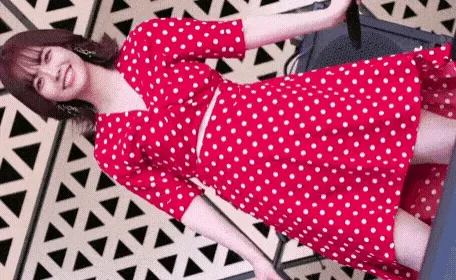アイドルエロGIF画像50枚 AKBや欅坂など美少女たちのおっぱいやパンチラ集めてみた147