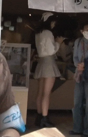 アイドルエロGIF画像50枚 AKBや欅坂など美少女たちのおっぱいやパンチラ集めてみた150