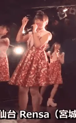 アイドルエロGIF画像50枚 AKBや欅坂など美少女たちのおっぱいやパンチラ集めてみた154