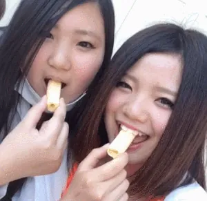 JKフェラエロGIF画像75枚 チンポをおいしそうにしゃぶってる女子校生集めてみた095