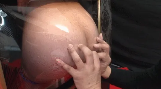 壁尻エロGIF画像50枚 はまって動けないJKやOLを好き放題犯してるシーン集めてみた009