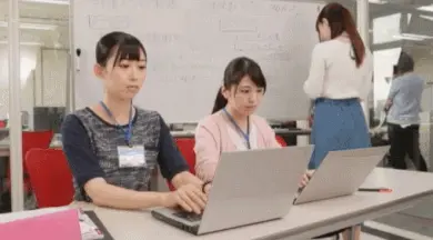 OLフェラエロGIF画像86枚 上司や部下・取引先のチンポを咥える卑猥な口マンコ女集めてみた040