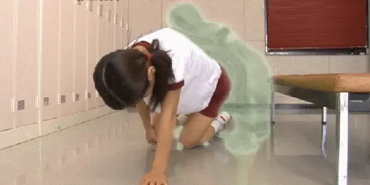 透明人間エロGIF画像36枚 見えないことを良いことにスケベなイタズラしまくってるシーン集めてみた011
