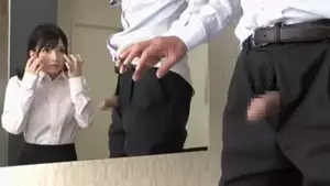 透明人間エロGIF画像36枚 見えないことを良いことにスケベなイタズラしまくってるシーン集めてみた032