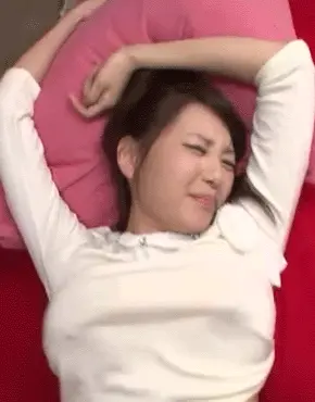 安齋ららエロGIF画像101枚 神乳AV女優の乳揺れや乳揉みなどおっぱいフェチシーン集めてみた057