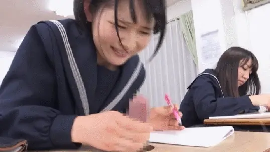 グローリーホールエロGIF画像51枚 壁穴から突き出されたチンコにフェラや手コキしてるシーン集めてみた031