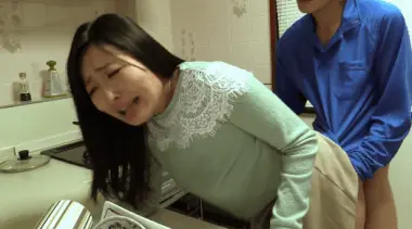 人妻レイプエロGIF画像45枚 弱みを握られて犯される他人嫁集めてみた007