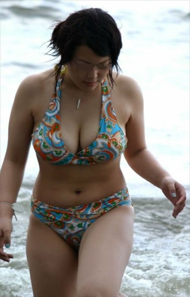 谷間エロ画像555枚 巨乳美女の男を誘惑する強調されたおっぱい集めてみた【動画あり】866