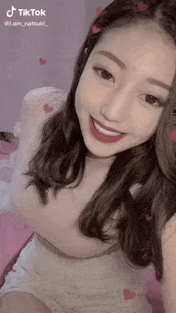 TiktokエロGIF画像74枚 巨乳美女の水着や着衣おっぱい・JKのパンチラダンス集めてみた061
