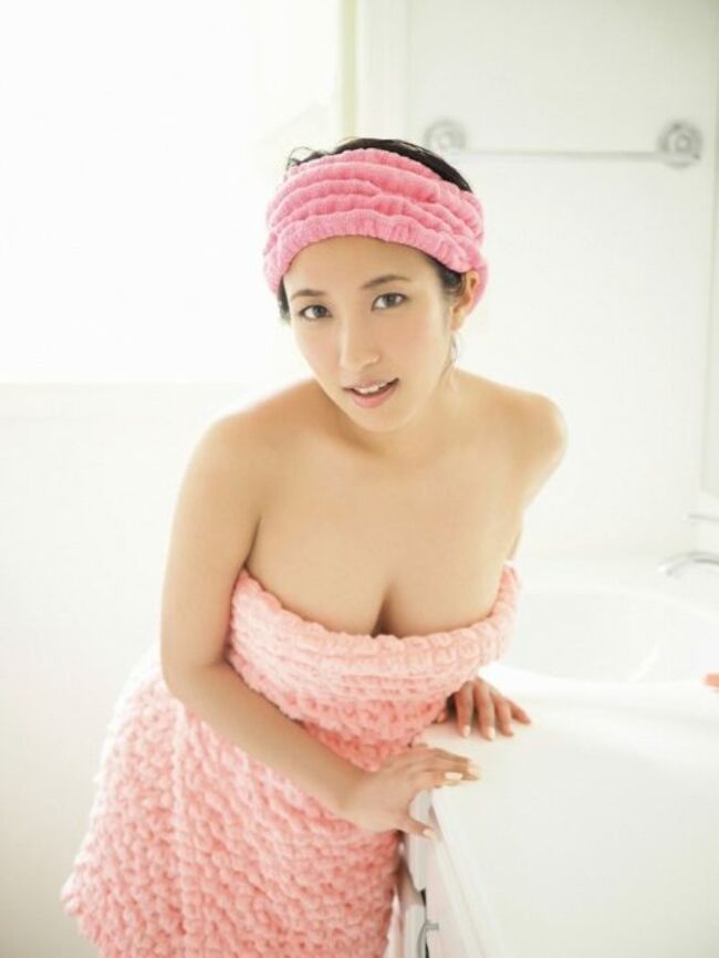 元SKE48佐藤聖羅がついにグラビアで全裸ヌード披露026