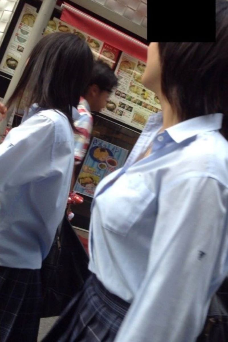 女子高生のおっぱいいっぱい!!十代の若乳を愛でる画像128枚007