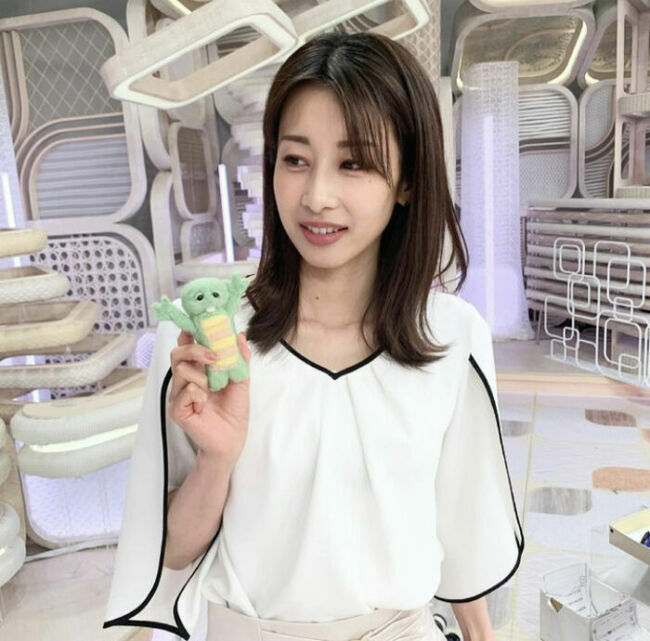 カトパン（加藤綾子アナ）のおっぱい画像100枚集めてみた!!交際相手が裏山すぎる!!090