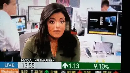 ハプニングやイタズラでポロリしちゃったエロgif100枚!!慌てた反応がエロいけど面白いｗ086