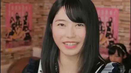 ハプニングエロ画像81枚 胸チラやおっぱいポロリ・パンチラなどラッキースケベなエロGIF集めてみた005