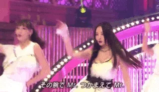芸能人胸チラ画像138枚 女優やグラドル・女芸人まで谷間やブラがポロリしちゃった有名人060