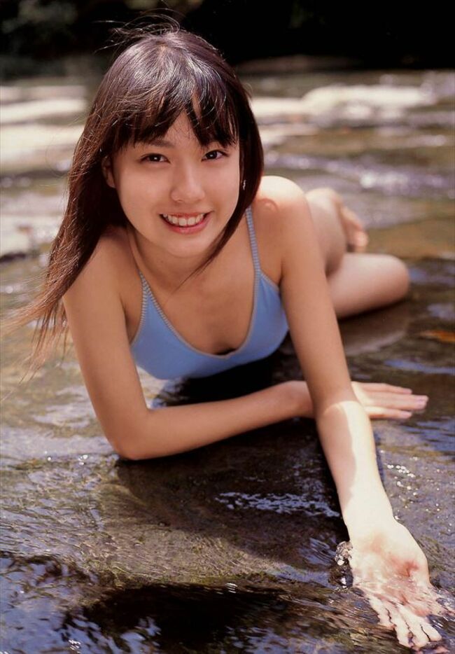 戸田恵梨香 エロ画像62枚 水着おっぱいや胸チラ・パンチラ集めてみた026