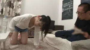 巨乳ポロリgif画像60枚 水着やタンクトップからおっぱいがこぼれちゃうデカチチ女の決定的瞬間集めてみた007