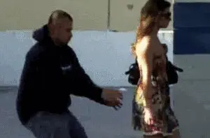 巨乳ポロリgif画像60枚 水着やタンクトップからおっぱいがこぼれちゃうデカチチ女の決定的瞬間集めてみた058