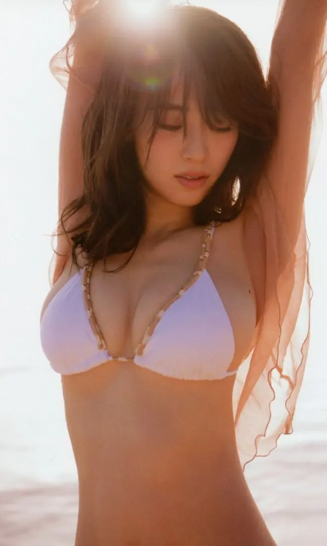 グラビアエロ画像毎日更新 おっぱいが素晴らしい巨乳グラドルTOP100の抜ける水着やセミヌードまとめ【動画あり】063