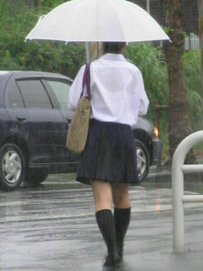 JK透けブラ画像159枚 夏服に下着が透けてる女子高生の制服盗撮集めてみた011