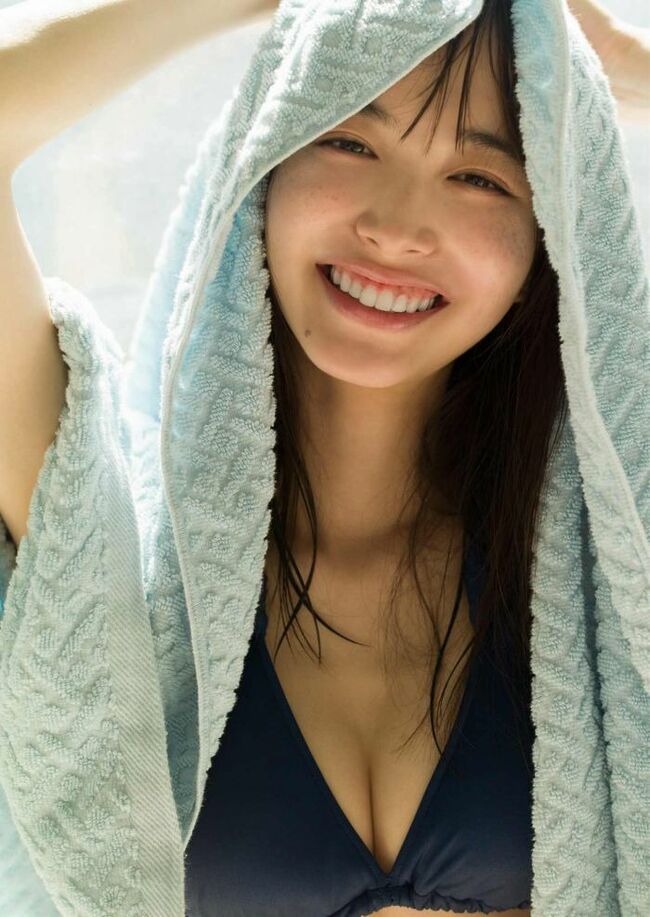 井桁弘恵エロ画像157枚 スレンダー美乳グラドルの過激水着や着エロ集めてみた052