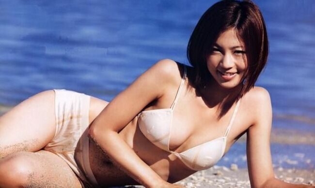安田美沙子エロ画像203枚 Dカップ水着おっぱいグラビアや胸チラ・お宝パン線集めてみた001