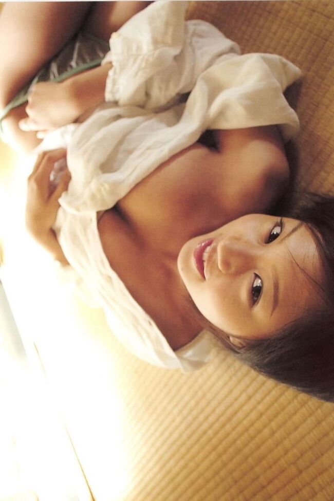 安田美沙子エロ画像203枚 Dカップ水着おっぱいグラビアや胸チラ・お宝パン線集めてみた174