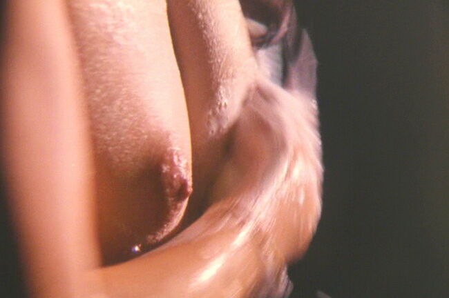 ビビアン・スーエロ画像153枚 乳首出しヌードや激しい濡れ場＆お宝水着グラビア集めてみた148
