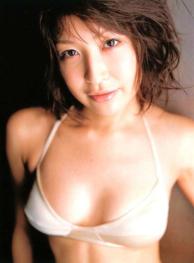 小野真弓エロ画像237枚 大胆セミヌードやDカップ美乳水着グラビア集めてみた095