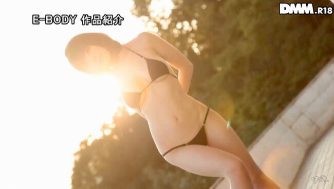 皆川エレナエロ画像47枚＆おすすめ動画 Iカップの色白マシュマロおっぱいハーフ美女集めてみた018