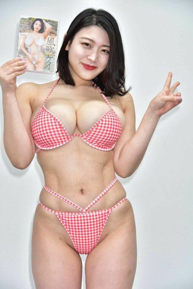 風吹ケイエロ画像203枚 セミヌードや水着おっぱいなど腹筋バキバキIカップ爆乳美女の過激グラビア集めてみた【毎日更新】102