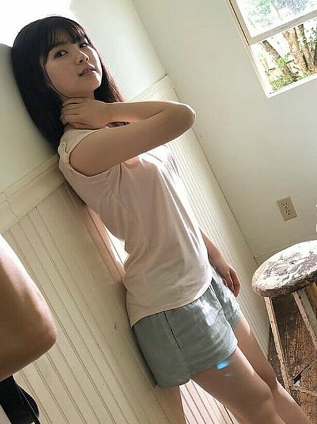 筒井あやめエロ画像40枚 乃木坂メンバーの美脚太ももが最高なグラビア集めてみた【動画あり】011