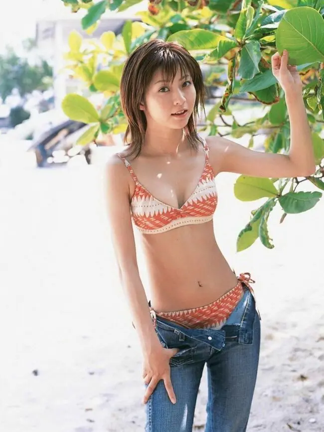 折原みかエロ画像357枚 2児のママで元グラドルのCカップセミヌードや水着グラビア集めてみた154