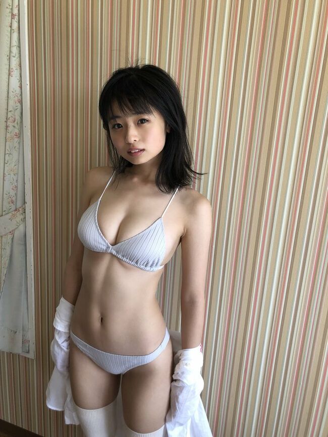 西葉瑞希エロ画像107枚 Eカップロリ巨乳グラドルのボイン具合が半端ない水着グラビア集めてみた087