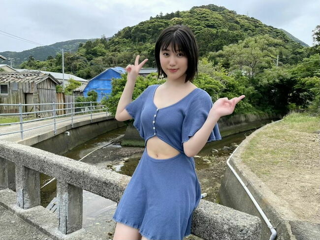 和泉芳怜エロ画像86枚 ミスマガ美少女の巨乳水着や谷間がセクシーな着衣おっぱい集めてみた083