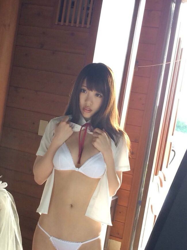 白石みずほエロ画像198枚 豊かなおっぱいがこぼれそうな手ブラヌードや股間を熱くする極小水着グラビア集めてみた103