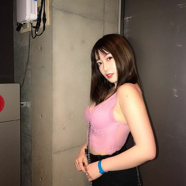 柚月瀬那エロ画像35枚 Gカップの爆乳がはみ出しまくりなマイクロビキニやノーブラ着衣横乳集めてみた012