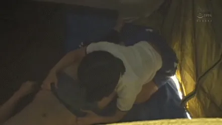 テントセックスエロGIF002