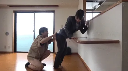 ズリ下げエロGIF008