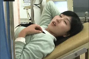 診察エロGIF048