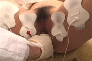 診察エロGIF051