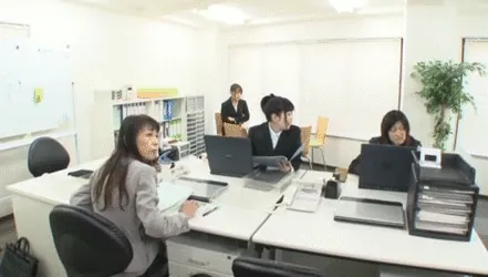 集団レイプエロGIF085